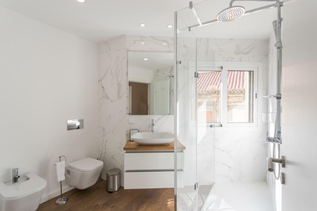 Alfama Lounge Three-Bedroom Apartment W/ River View And Parking - By Lu Holidays Lisbon Exterior photo